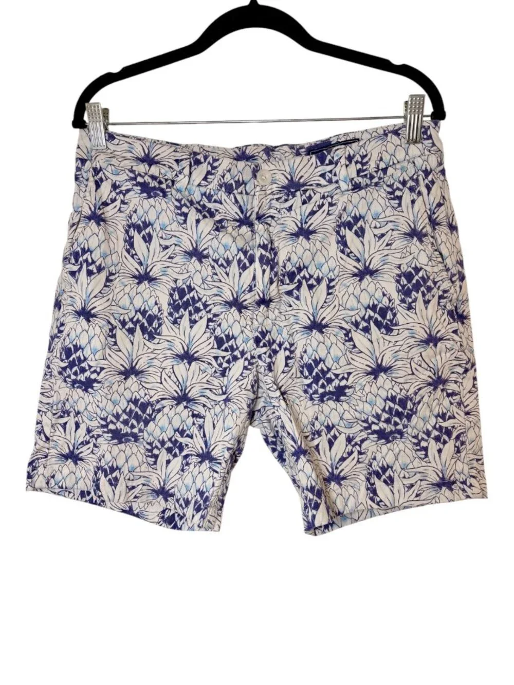 Vineyard Vines Blue Pineapple Print Breaker Shorts 7
